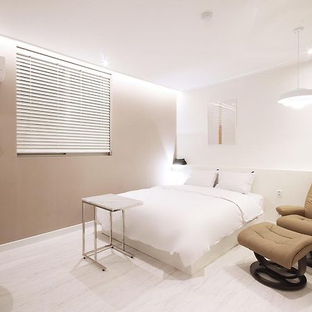 Hotel Yam Yeosu Hakdong エクステリア 写真