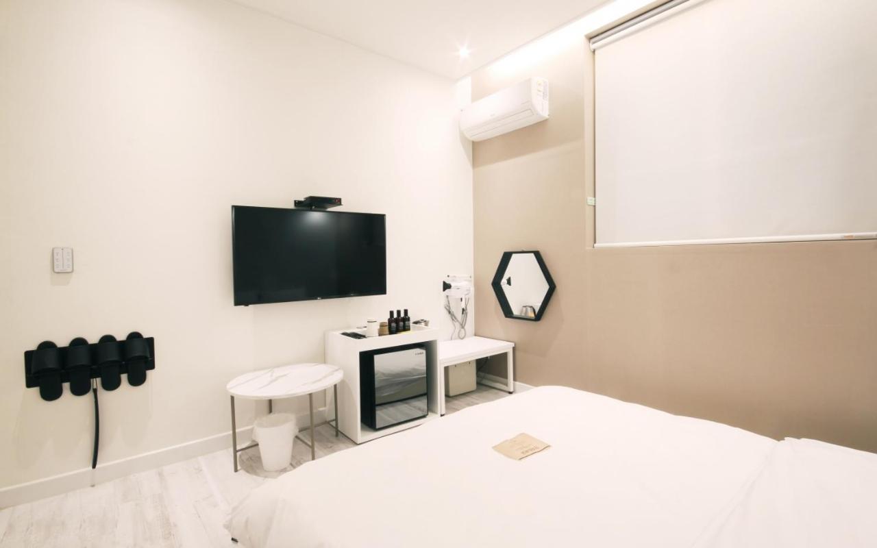 Hotel Yam Yeosu Hakdong エクステリア 写真